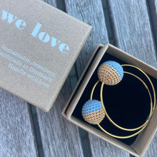 Load image into Gallery viewer, Frost/Apricot Earring