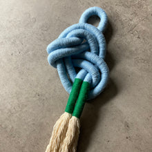 Load image into Gallery viewer, Knot Lightblue
