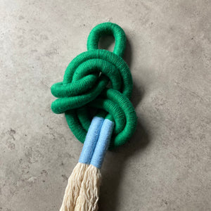 Knot Green