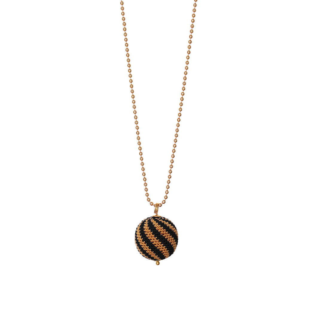 We love, sustainable jewellery. Stripe Necklace, black/bronze, gold chain.