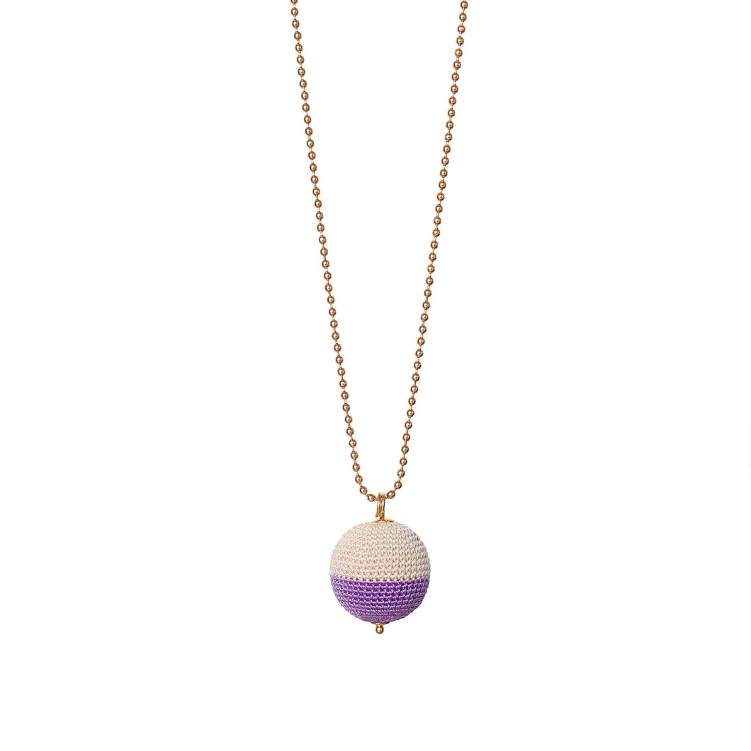 We love, sustainable jewellery. North/South Necklace, beige/lilac, long gold chain. 